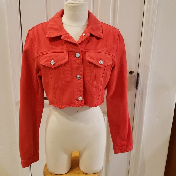 Guess Red cropped denim jean jacket size Medium - Picture 1 of 9
